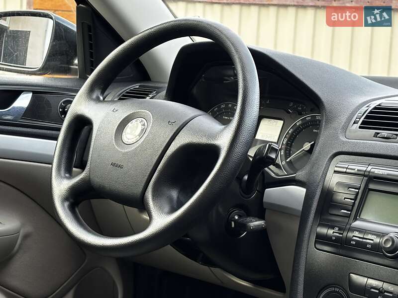 Лифтбек Skoda Octavia 2007 в Дрогобыче