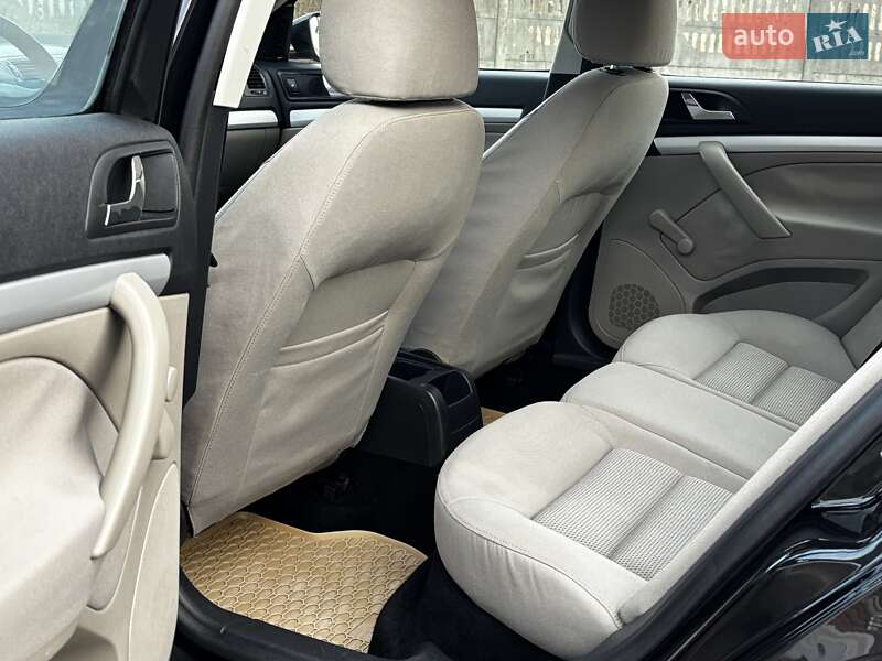 Лифтбек Skoda Octavia 2007 в Дрогобыче