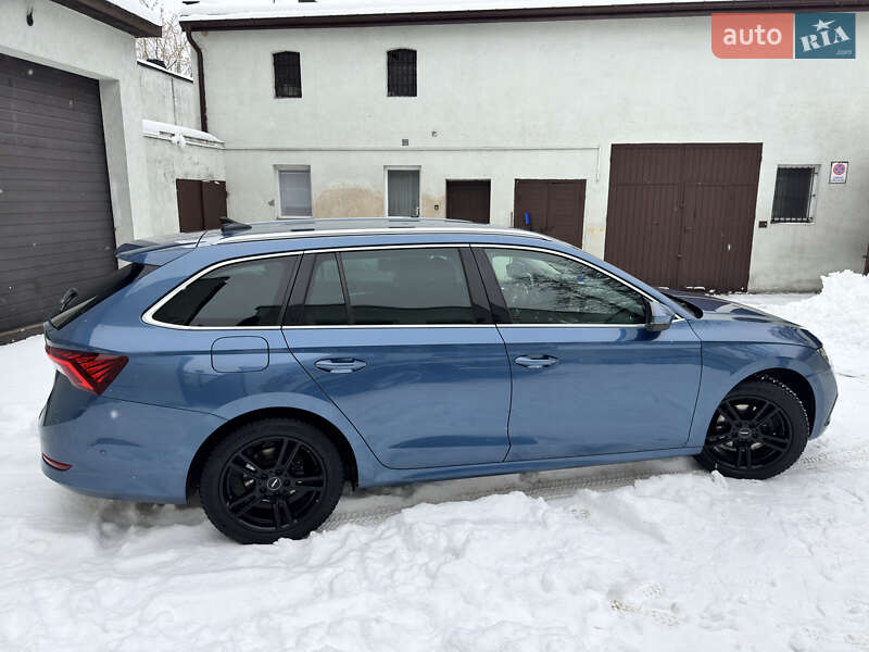Універсал Skoda Octavia 2020 в Чернівцях