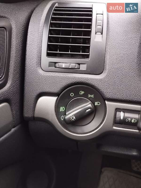 Универсал Skoda Octavia 2007 в Львове