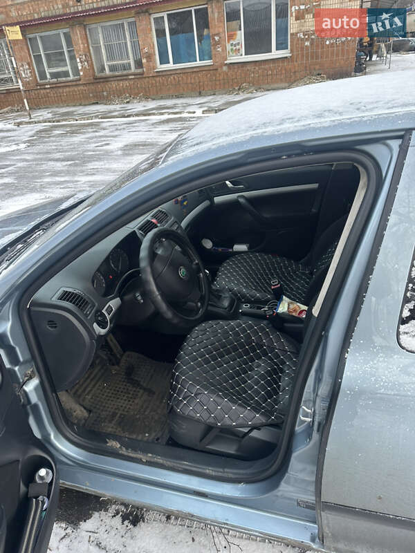 Лифтбек Skoda Octavia 2006 в Могилев-Подольске фото 6 Лифтбек Skoda Octavia 2006 в Могилев-Подольске