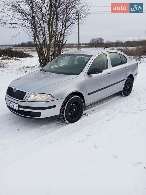 Ліфтбек Skoda Octavia 2011 в Млиніві