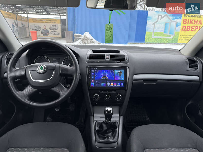 Лифтбек Skoda Octavia 2009 в Корсуне-Шевченковском фото 12 Лифтбек Skoda Octavia 2009 в Корсуне-Шевченковском