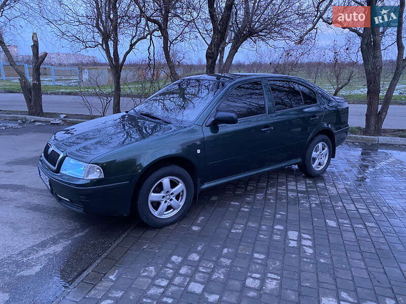 Лифтбек Skoda Octavia 2002 в Херсоне