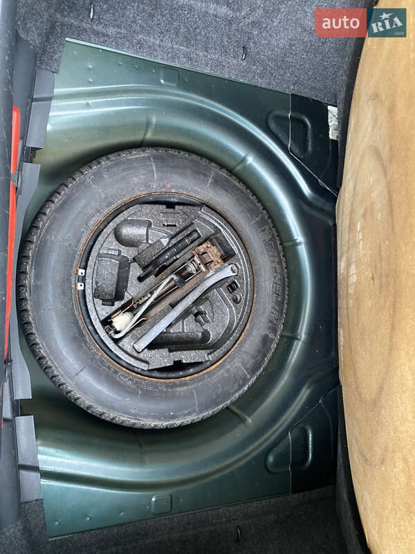 Лифтбек Skoda Octavia 2008 в Ямполе