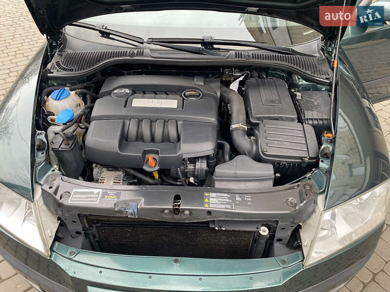 Лифтбек Skoda Octavia 2008 в Ямполе