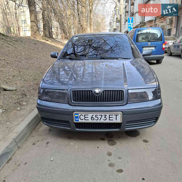 Універсал Skoda Octavia 2003 в Чернівцях
