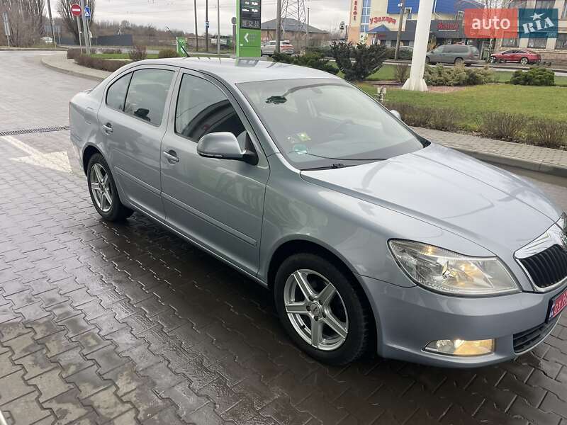 Ліфтбек Skoda Octavia 2009 в Луцьку