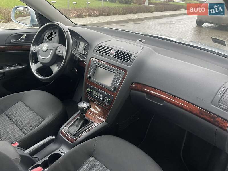 Ліфтбек Skoda Octavia 2009 в Луцьку