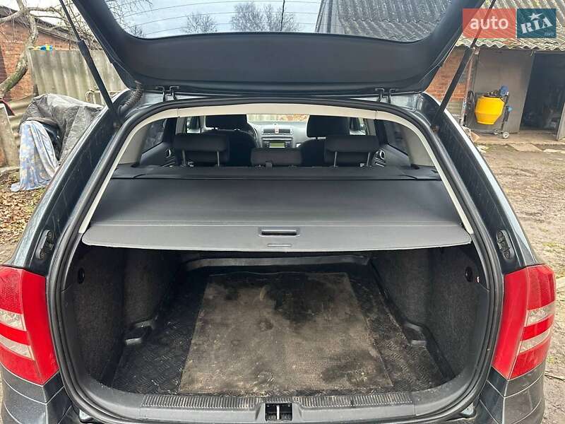 Універсал Skoda Octavia 2005 в Гадячі