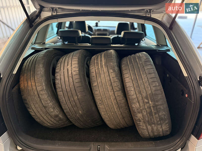 Универсал Skoda Octavia 2011 в Луцке