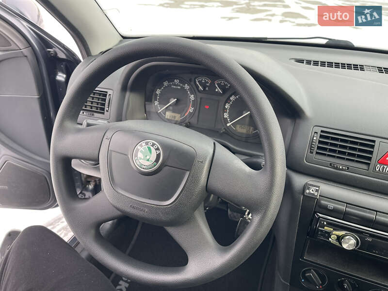 Лифтбек Skoda Octavia 2010 в Виннице