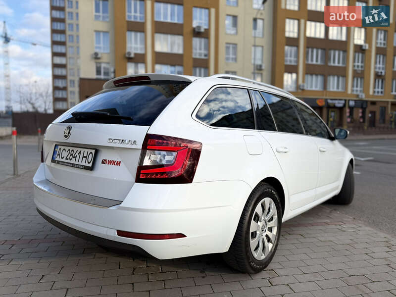 Универсал Skoda Octavia 2019 в Киеве фото 4 Универсал Skoda Octavia 2019 в Киеве