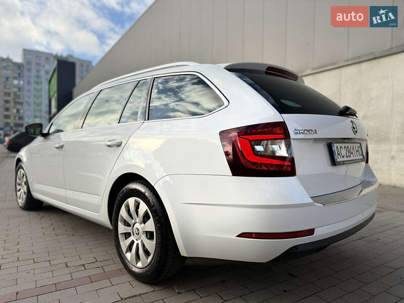 Универсал Skoda Octavia 2019 в Киеве фото 29 Универсал Skoda Octavia 2019 в Киеве