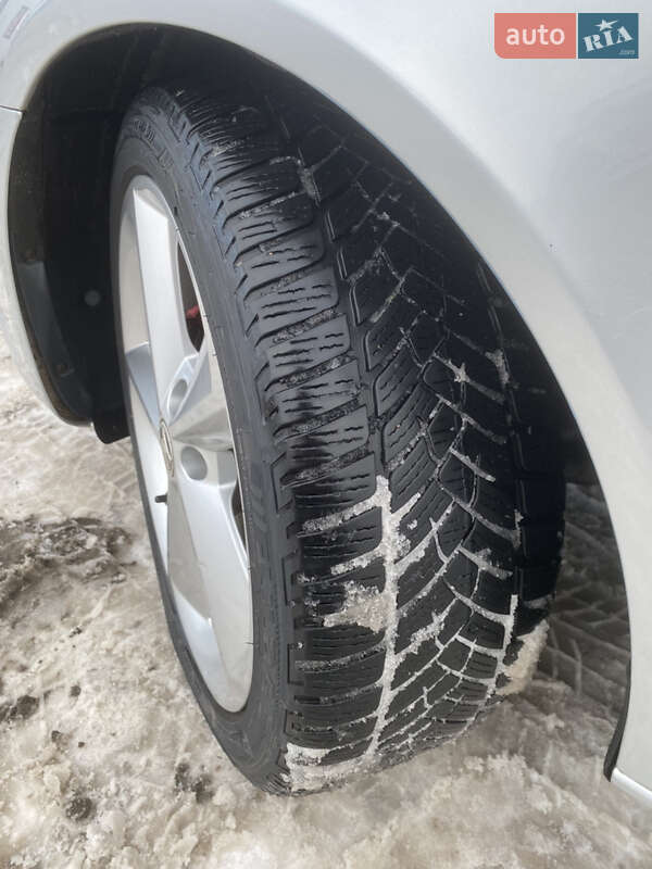 Универсал Skoda Octavia 2010 в Киеве