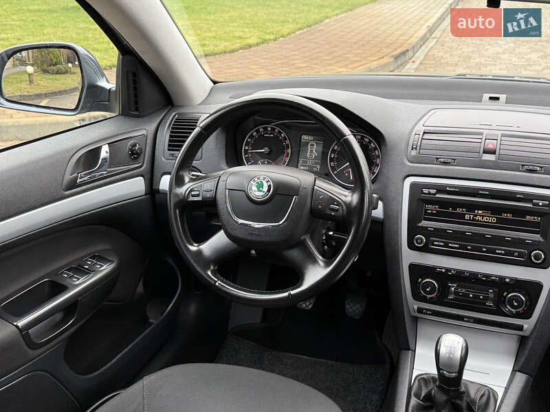 Універсал Skoda Octavia 2011 в Сарнах