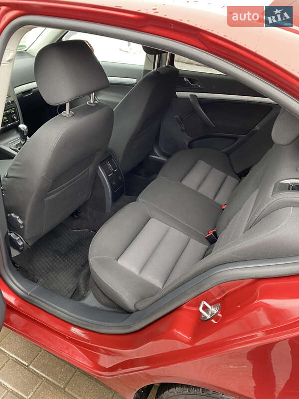 Лифтбек Skoda Octavia 2008 в Ровно