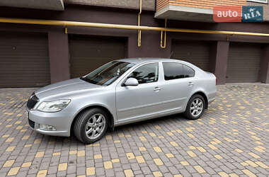 Лифтбек Skoda Octavia 2012 в Виннице