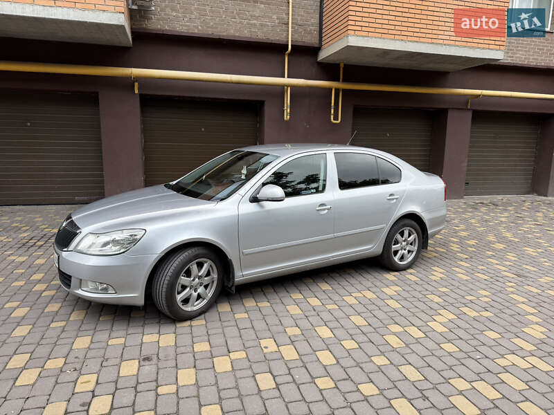 Лифтбек Skoda Octavia 2012 в Виннице