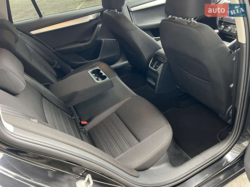 Универсал Skoda Octavia 2017 в Львове фото 25 Универсал Skoda Octavia 2017 в Львове