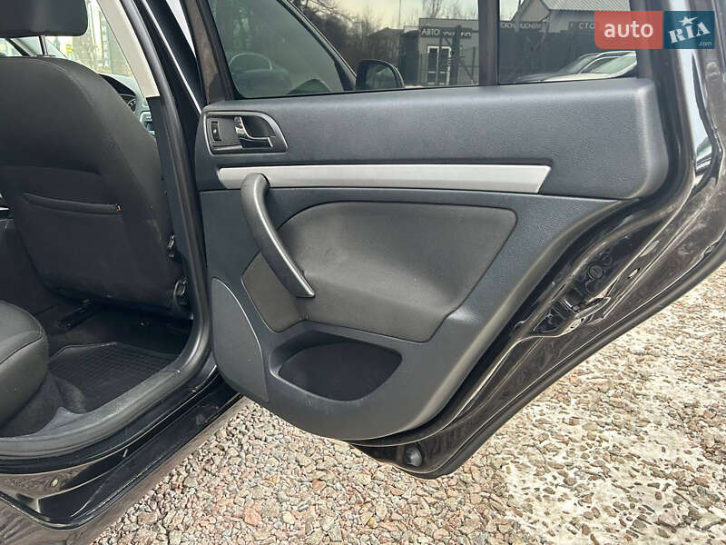 Універсал Skoda Octavia 2013 в Стрию фото 35 Універсал Skoda Octavia 2013 в Стрию