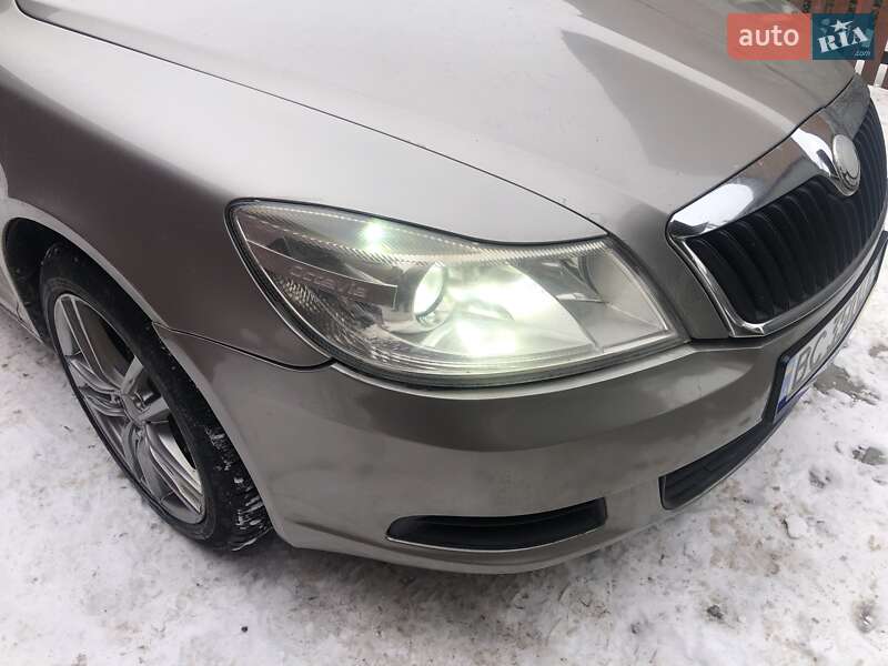 Универсал Skoda Octavia 2010 в Бродах