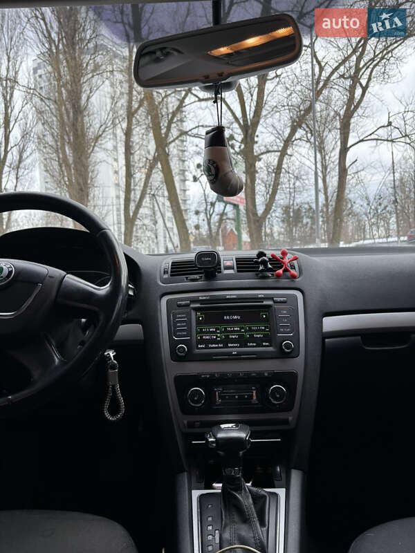 Универсал Skoda Octavia 2009 в Киеве фото 10 Универсал Skoda Octavia 2009 в Киеве
