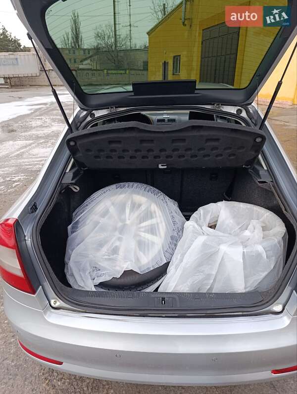 Лифтбек Skoda Octavia 2011 в Кривом Роге