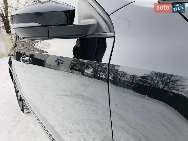 Универсал Skoda Octavia 2015 в Коростене