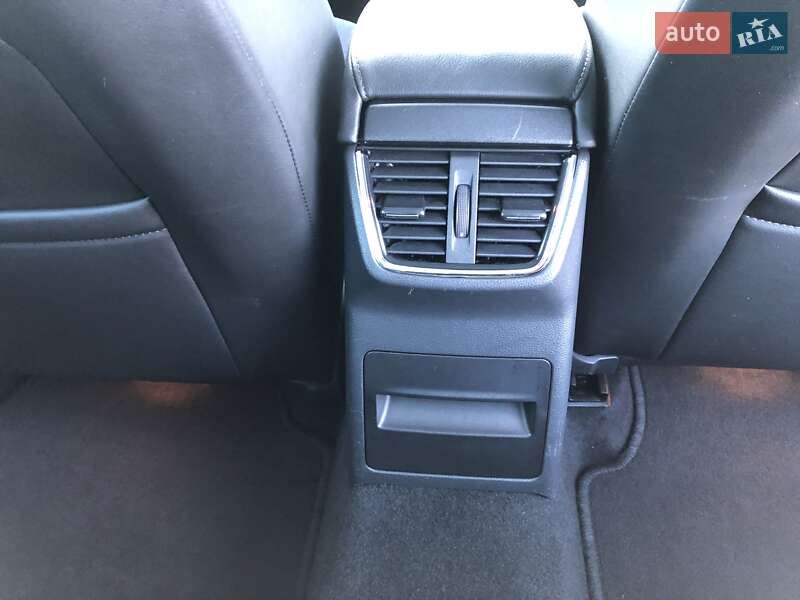 Универсал Skoda Octavia 2015 в Коростене