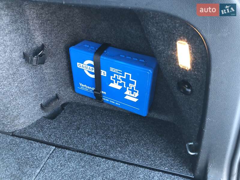 Универсал Skoda Octavia 2015 в Коростене