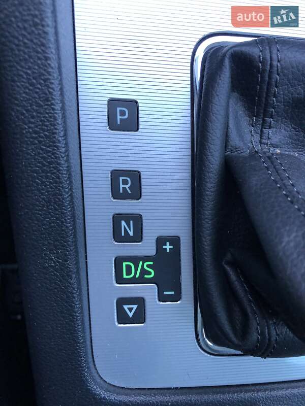 Универсал Skoda Octavia 2015 в Коростене