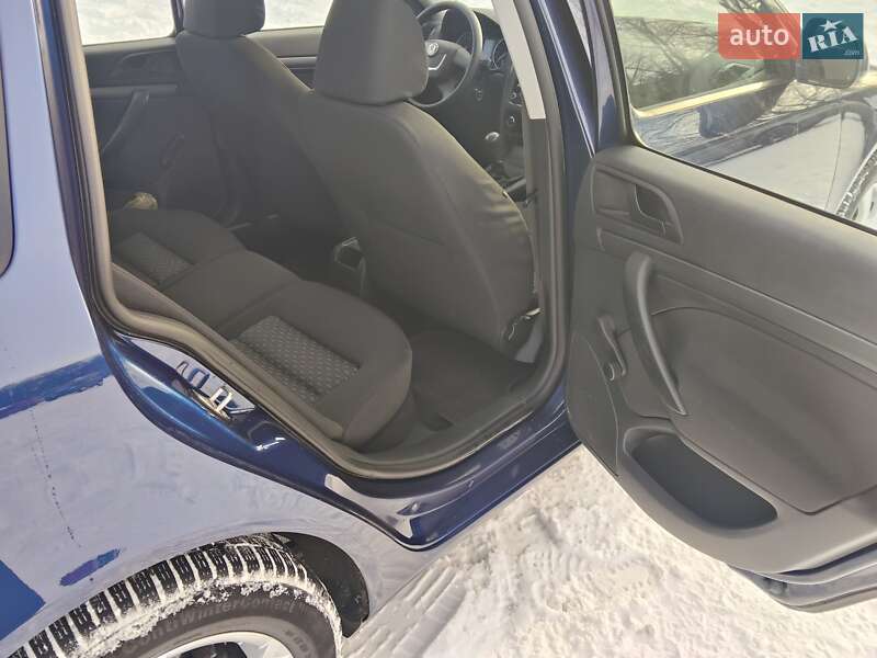 Универсал Skoda Octavia 2009 в Чернигове фото 25 Универсал Skoda Octavia 2009 в Чернигове