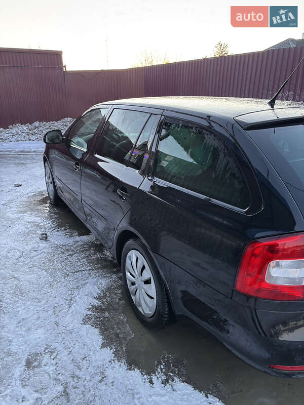 Универсал Skoda Octavia 2011 в Владимире фото 4 Универсал Skoda Octavia 2011 в Владимире