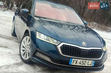 Лифтбек Skoda Octavia 2021 в Надворной