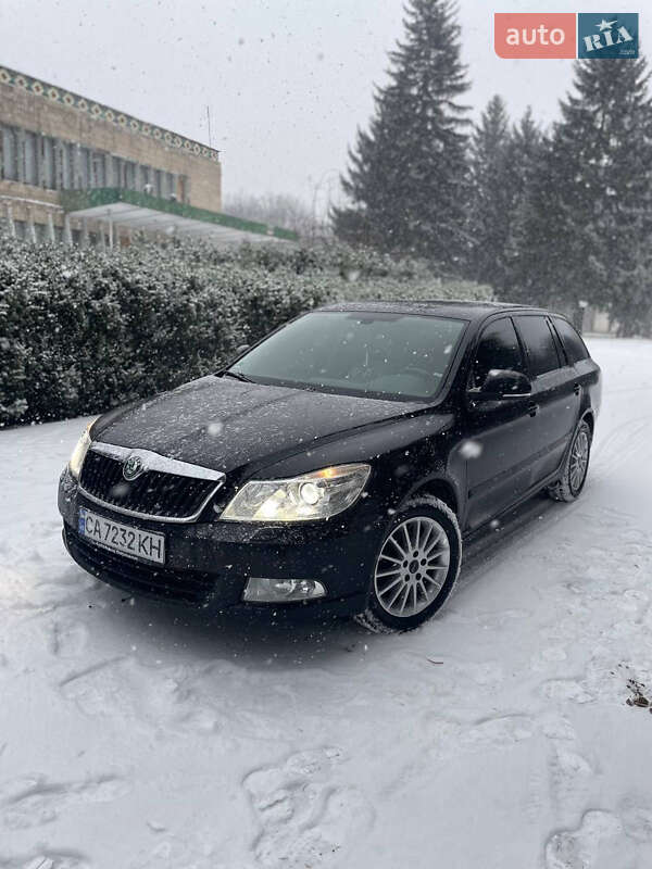 Универсал Skoda Octavia 2010 в Христиновке