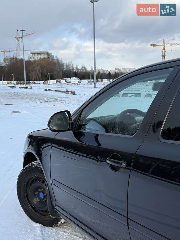 Ліфтбек Skoda Octavia 2011 в Львові