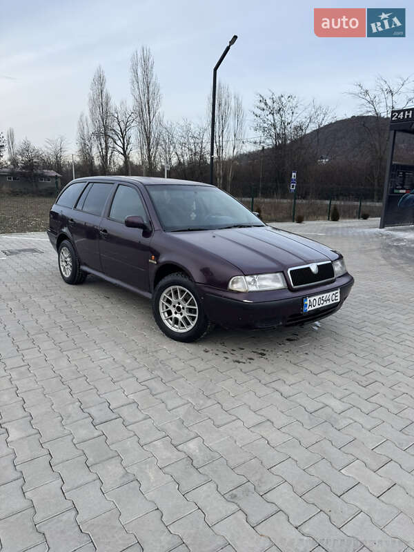 Skoda Octavia 2000