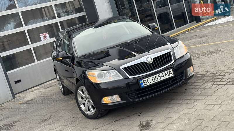 Універсал Skoda Octavia 2010 в Дрогобичі