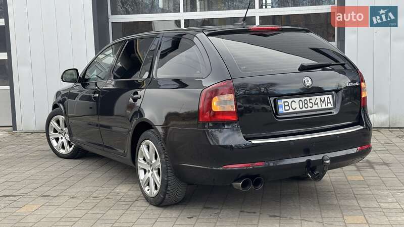 Універсал Skoda Octavia 2010 в Дрогобичі