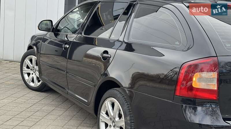 Універсал Skoda Octavia 2010 в Дрогобичі