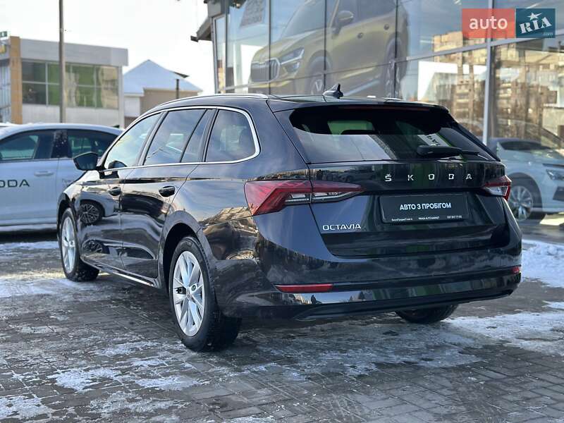 Универсал Skoda Octavia 2021 в Киеве