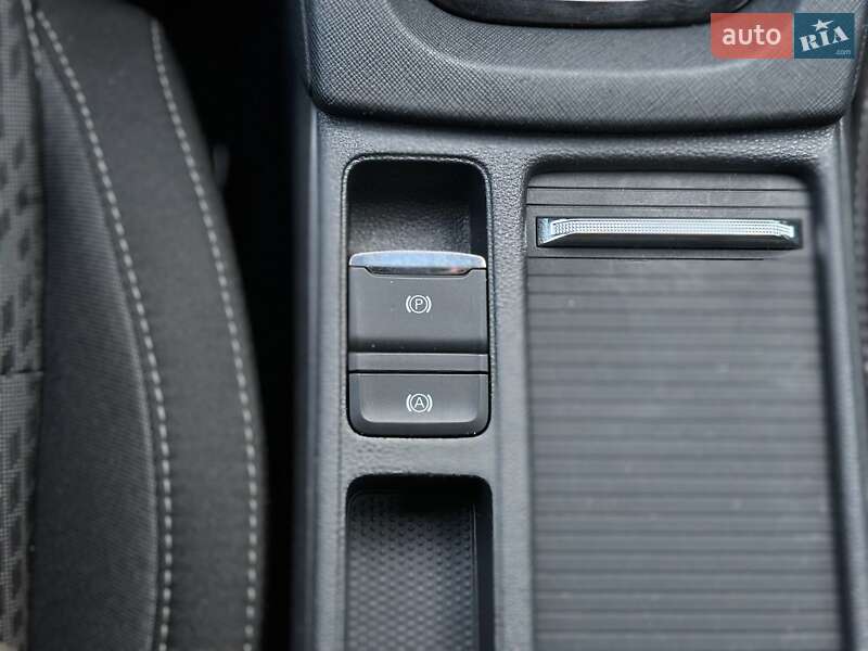 Универсал Skoda Octavia 2021 в Киеве