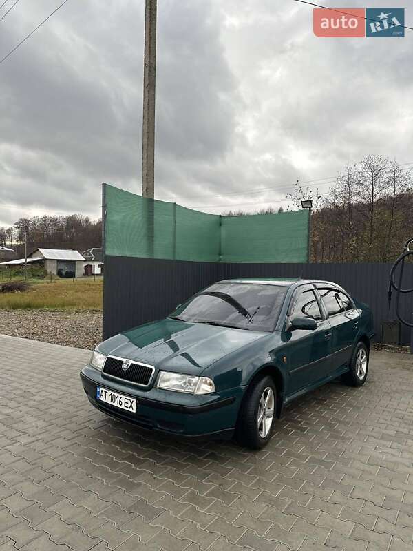 Лифтбек Skoda Octavia 1998 в Косове