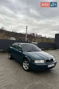 Лифтбек Skoda Octavia 1998 в Косове