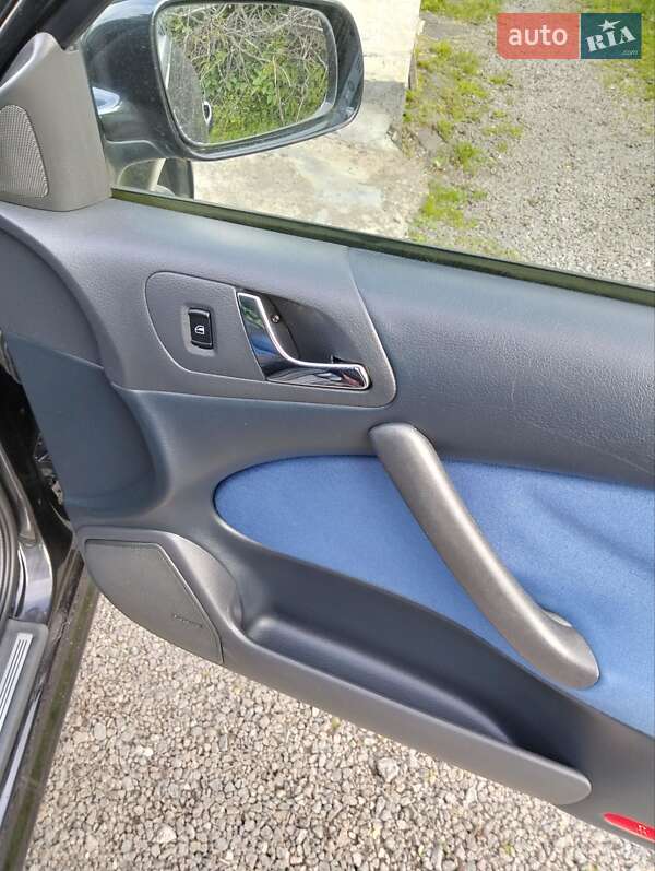 Лифтбек Skoda Octavia 2003 в Умани