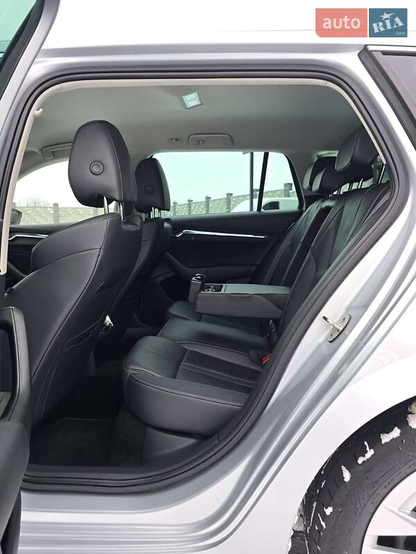 Универсал Skoda Octavia 2022 в Луцке