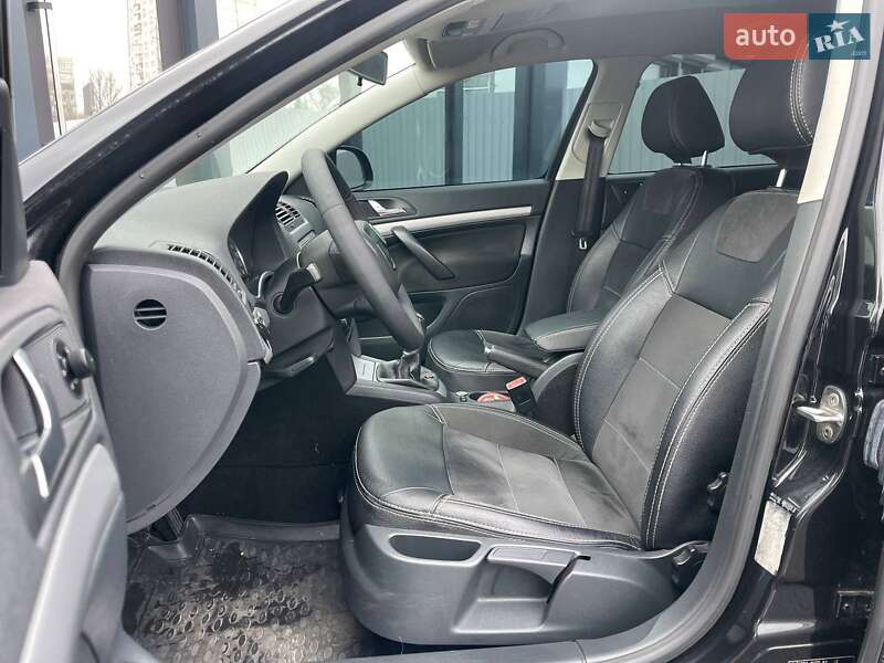 Лифтбек Skoda Octavia 2012 в Киеве