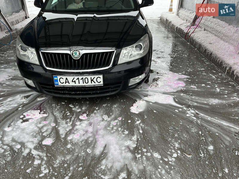 Універсал Skoda Octavia 2011 в Черкасах