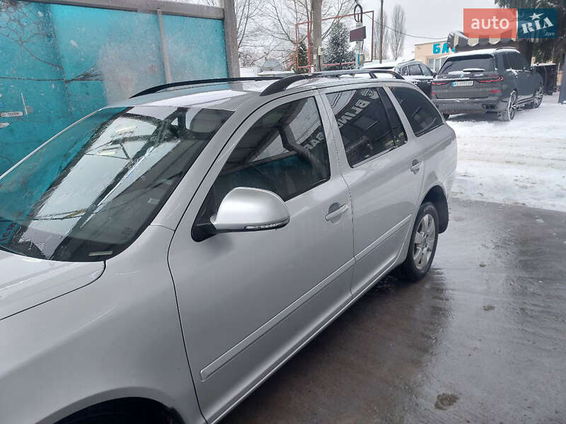 Универсал Skoda Octavia 2012 в Киеве фото 4 Универсал Skoda Octavia 2012 в Киеве
